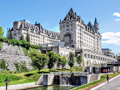 Parliament of Canada, Ottawa
