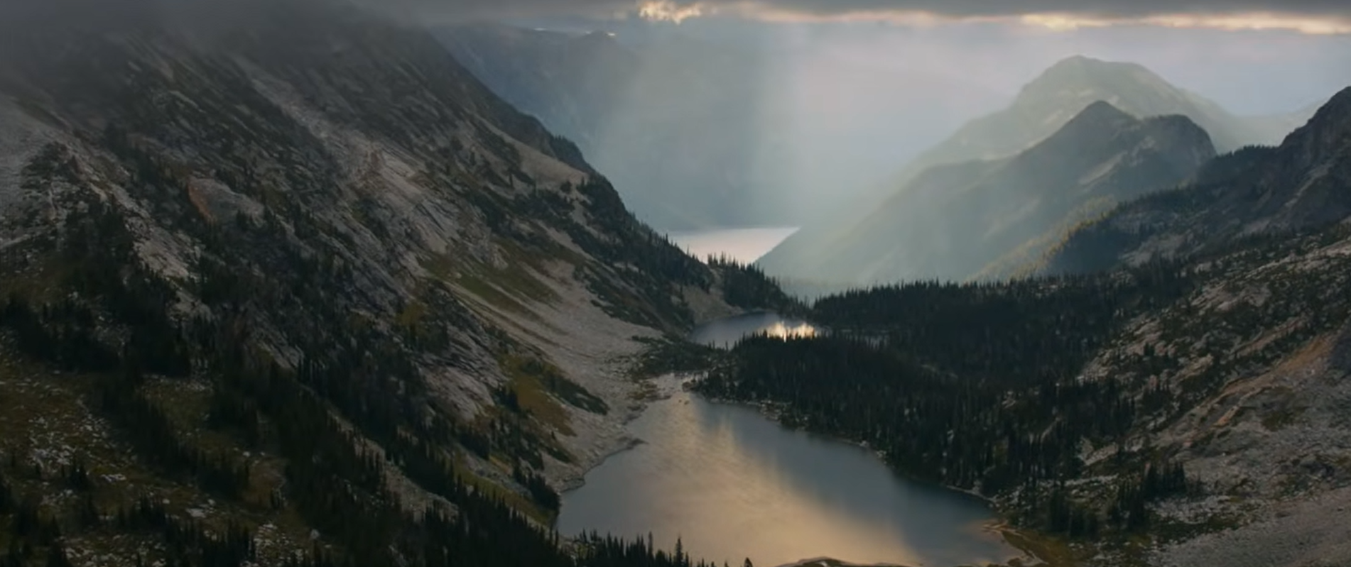 Mountain scenery near Victoria, British Columbia