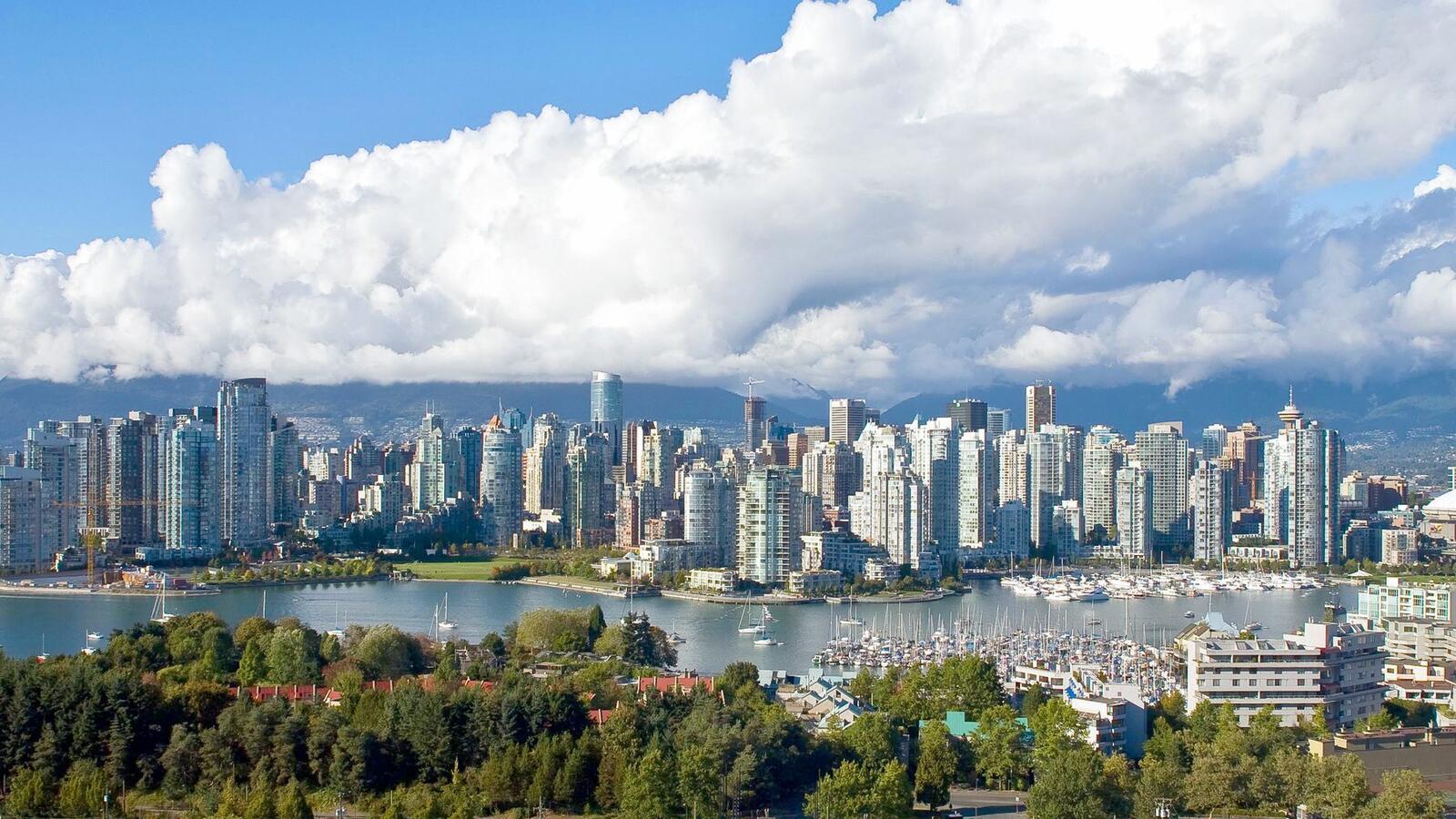 Vancouver skyline with mountains